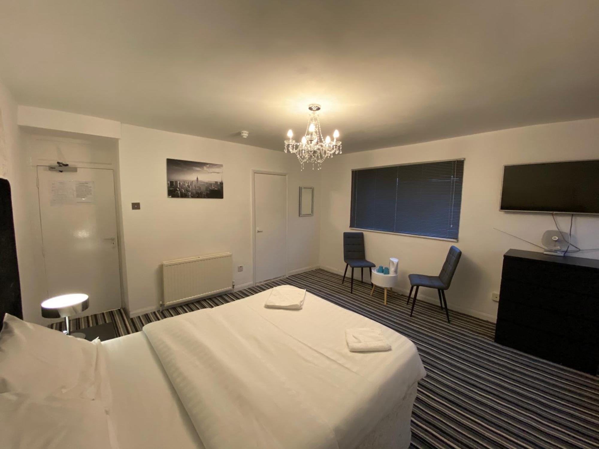 Stifford Clays Farm Hotel North Stifford ภายนอก รูปภาพ