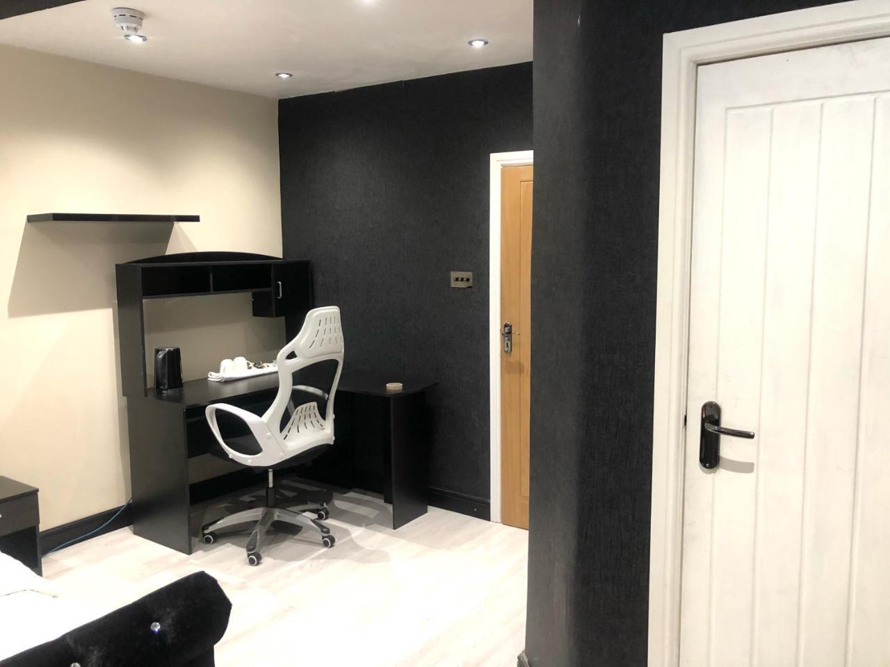 Stifford Clays Farm Hotel North Stifford ภายนอก รูปภาพ